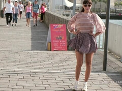 Arsch, Grosse titten, Braunhaarige, Flashen, Öffentlich, Muschi, Titten, Ehefrau