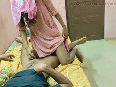 18 jahre, Tante, Gehörnter ehemann, Indisch, Japanische massage, Hausmädchen, Büro, Stiefmutter