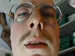 Braunhaarige, Europäisch, Hardcore, Lecken, Reif, Zwergin, Jungendliche (18+), Titten