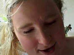 Leie, Blondine, Blasen, Aufs gesicht abspritzen, Freundin, Hardcore, Jungendliche (18+)