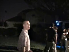 Amateur, Bikini, Morena, Coche, Corridas, Al aire libre, Fiesta, Tatuaje