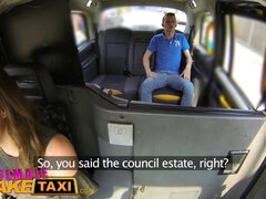 イギリス人, 茶髪の, 車, なめる, 淫乱熟女, 公共, 現実, オッパイの