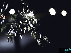 Grosse titten, Gesichtssitzen, Grufti, Lesbisch, Orgie, Muschi, Realität, Schreiend