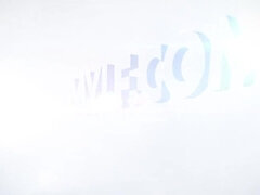 Coulisses, Gros seins, Sucer une bite, Plantureuse, Énorme, Mère que j'aimerais baiser, Pute, Nénés