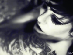 Брюнетки, Семяизвержение, Сперма на лице, Белье, Зрелые, Тату