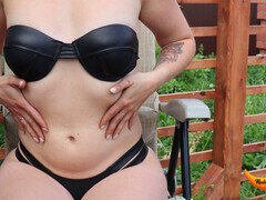 Любители, Мастурбация, На природе, Крошечные, На публике, Рыжие, Соло, Игрушки