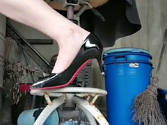 Shemale Ting Xuan anal sex on high chair in ruins