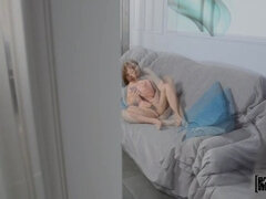 Attrapée, Tir de sperme, Queue, Masturbation, Petite femme, Pov, Maigrichonne, Jouets