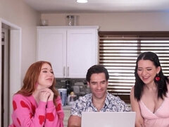 18 ans, Queue, En levrette, Hard, Hd, Pov, Adolescente, Plan cul à trois