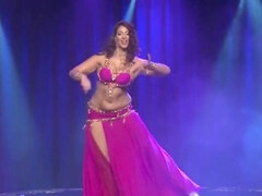 Arabe, Brunette brune, Maman, Naturelle