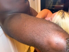 Leie, Grosser arsch, Grosse titten, Schwarz, Blondine, Besamung, Schwanz, Milf