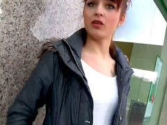 Sucer une bite, Éjaculer dans la bouche, Fille latino, Nénés, Jouets
