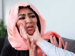 Arabisch, Bruinharig, Hondjeshouding, Handbeurt, Interraciaal, Natuurlijke tieten, Geschoren, Strippen