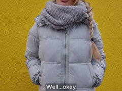 Leie, Arsch, Grosser arsch, Blondine, Spermaladung, Hundestellung, Im freien, Pov