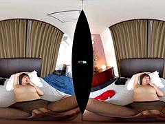 En tercera dimension, Amarrada, Realidad