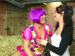 Amateur, Pareja, Granja, Alemán, Lesbiana, Coño, Medias largas, Strapon