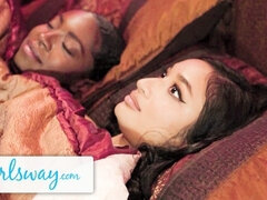 デカ尻, 黒人, 茶髪の, 指いじり, 異人種間, なめる, 現実, タトゥー