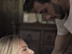 Lieveling, Grote mammen, Blond, Pijpbeurt, Hardcore, Moeder die ik wil neuken, Straf, Tieten likken