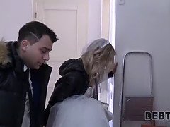 Cornudo, Casero, Marido, Madres para coger, Dinero, Coño, Medias largas, Esposa