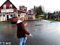 Tussi, Grosse titten, Lesbisch, Lecken, Massage, Pornostars, Rotschopf, Titten