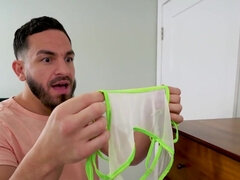 Tussi, Grosser schwanz, Blondine, Braunhaarige, Lecken, Höschen, Muschi, Jungendliche (18+)