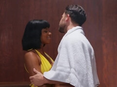 Минет, Парочка, Межрасовый секс, Латиноамериканки, Сауна, Молоденькие, Втроем