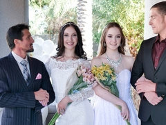 Éjaculer dans la bouche, Tir de sperme, Groupe, Branlette thaïlandaise, Léchez, Orgie, Maigrichonne, Adolescente