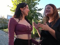 Nahaufnahme, Geile alte tussi, Aufs gesicht abspritzen, Gruppensex, Handjob, Hd, Milf, Mutti