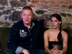 Leie, Tussi, Blasen, Braunhaarige, Spermaladung, Behaart, Mutti, Natürlichen titten