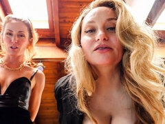 Grosser arsch, Grosse titten, Fetisch, Fingern, Küssen, Masturbation, Milf, Entkleiden