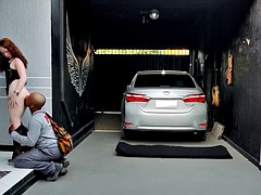 Stellung 69, Leie, Grosser schwanz, Grosse titten, Blasen, Interrassisch, Öffentlich, Tätowierung