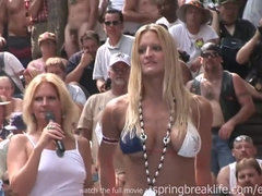 Bikini, Braunhaarige, Freundin, Unschuldig, Öffentlich, Student, Badeanzug, Jungendliche (18+)