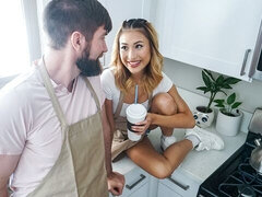 18 jahre, Arsch, Grosser schwanz, Blasen, Hundestellung, Interrassisch, Natürlichen titten, Jungendliche (18+)