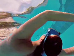 Grosse titten, Braunhaarige, Hardcore, Ungarisch, Pool, Erotischer film, Jungendliche (18+), Unter wasser