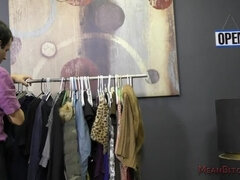 18 años, Culo, Lamer culo, Perra, Morena, Rostro sentado, Fetiche, Besar