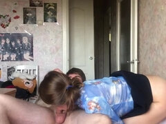 Amateur, Gros cul, Sucer une bite, Brunette brune, Collège université, Gorge profonde, Suçant, Nénés