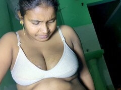 18 ans, Amateur, Anal, Cul à la bouche, Tante, Bisexuelle, Femme au foyer, Indienne