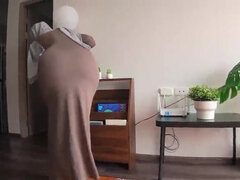 Step Mother with humungous lush rump accidentally caught my morning lollipop