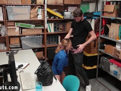 Thie has to fuck MILF LP officer roughly