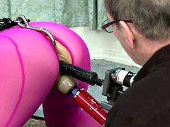 Anaal, Bondage discipline sadomasochisme, Gebondenheid, Machine neuken, Speelgoed