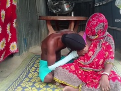 Indian Bhabhi Anal Fuck in New Style - Big Ass Desi Housewife Hardcore Sex