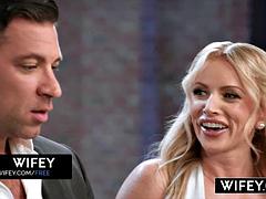 Grosser schwanz, Grosse titten, Blasen, Kompilation, Doppelpenetration, Interrassisch, Flotter dreier, Titten