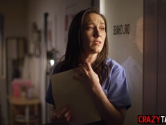 Panic nurse asked doctor for the help