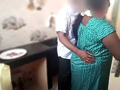 Schmutzig, Handjob, Hausfrau, Indisch, Küche, Mutti, Überraschung, Ehefrau