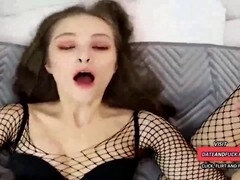 Leie, Grosser arsch, Grosser schwanz, Blasen, Spermaladung, Entjungferung, Orgasmus, Ablutschen