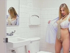 An awesome solo masturbation with a big-boobed BBW Autumn-Jade