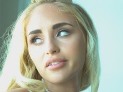 Culo, Rubia, Lamidas, Tetas naturales, Pequeña, Coño, Afeitado, Flaco