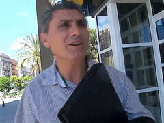 18 ans, Sucer une bite, Tir de sperme, Européenne, Première fois, Petite femme, Réalité, Tatouage