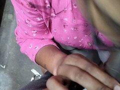 18, 手コキする, 自家製, 熟年, 母, オフィス, 女子高生, フェラする