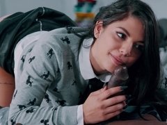 Morena, Corridas, Polla, Sexo duro, Interracial, Adolescente